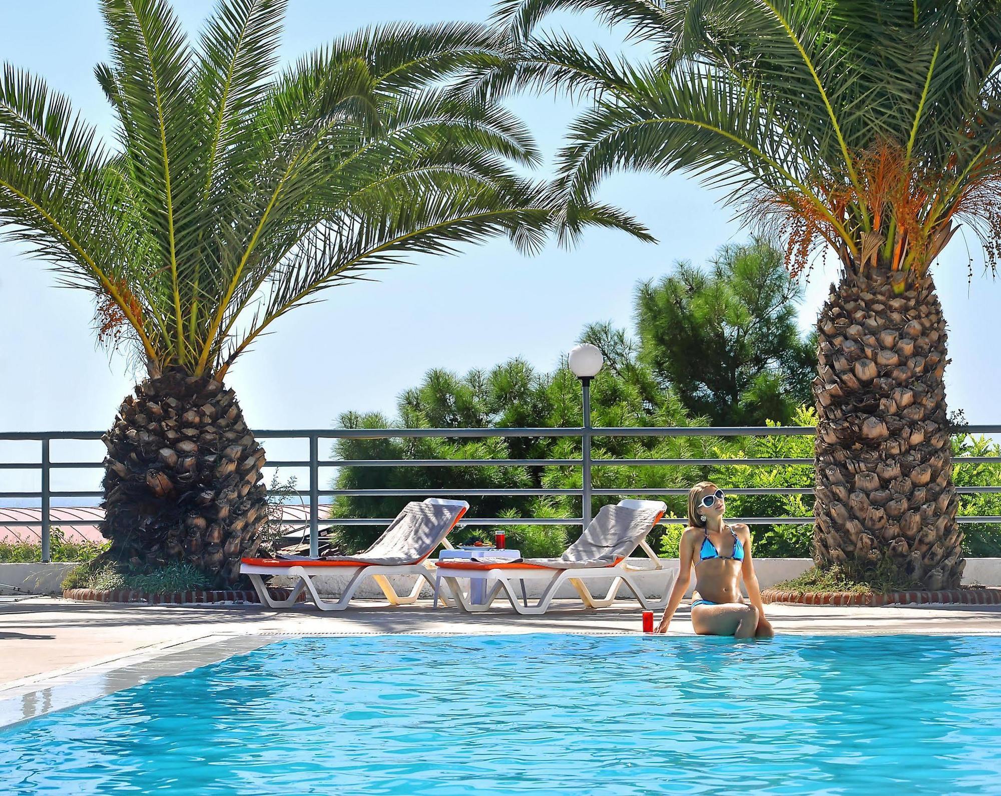 City'S Hill Hotel Κουσάντασι Εξωτερικό φωτογραφία